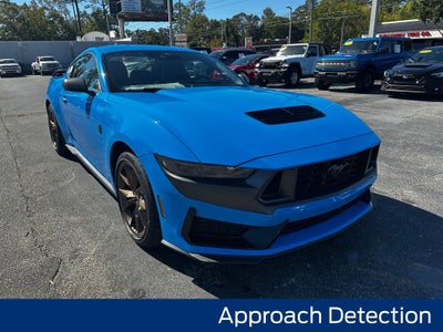 2025 Ford Mustang Dark Horse