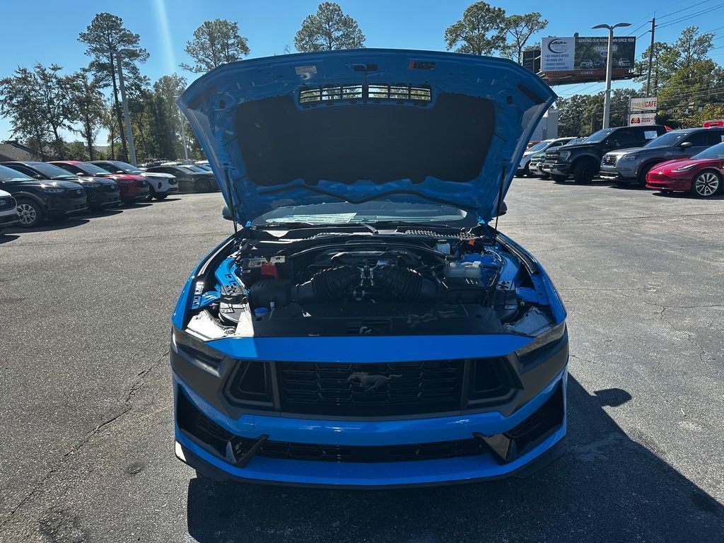 2025 Ford Mustang Dark Horse