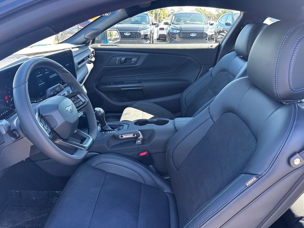 2025 Ford Mustang Dark Horse