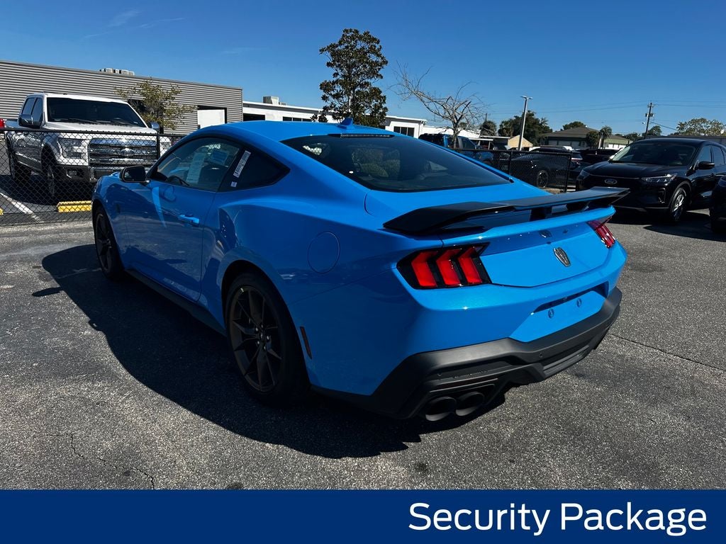 2025 Ford Mustang Dark Horse