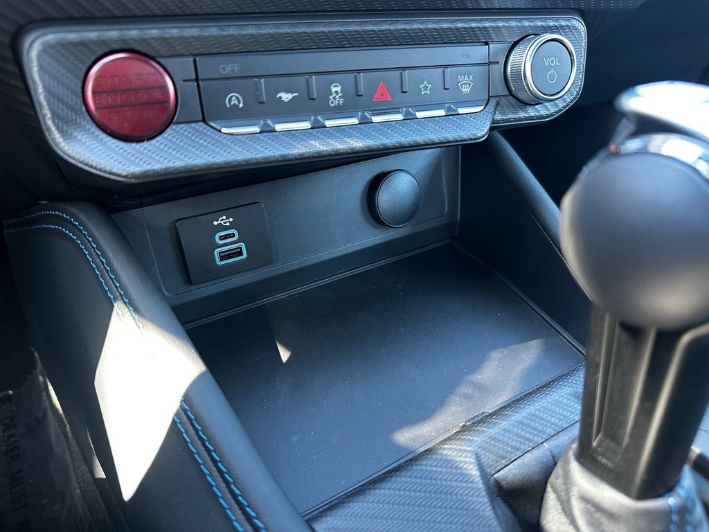 2025 Ford Mustang Dark Horse