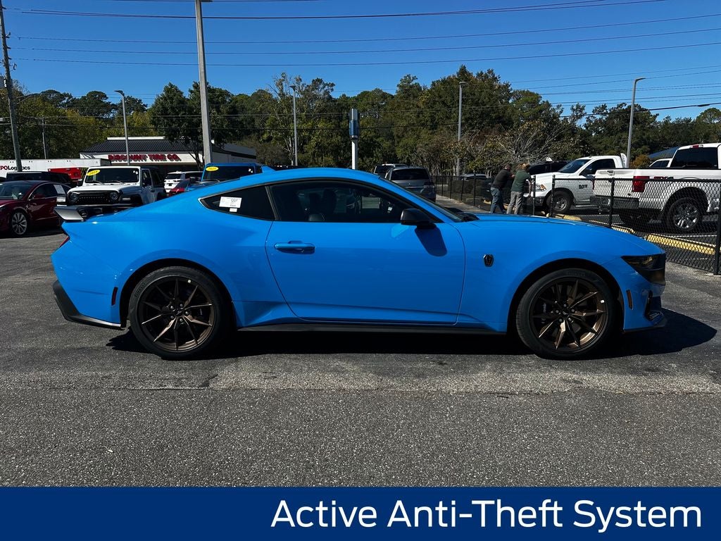 2025 Ford Mustang Dark Horse