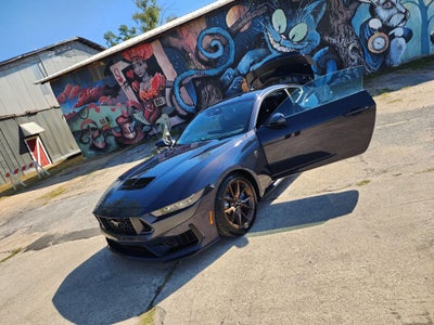 2025 Ford Mustang Dark Horse