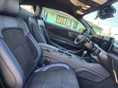 2025 Ford Mustang Dark Horse