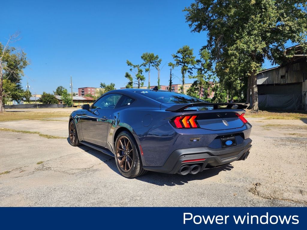 2025 Ford Mustang Dark Horse