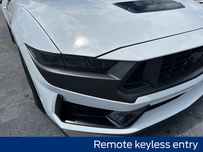 2025 Ford Mustang Dark Horse