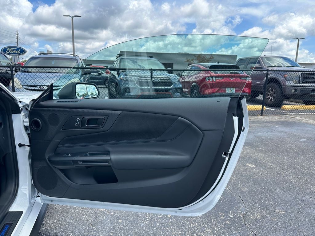 2025 Ford Mustang Dark Horse