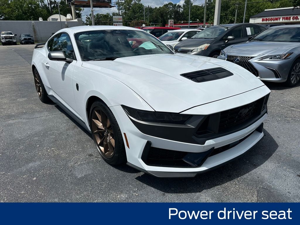 2025 Ford Mustang Dark Horse