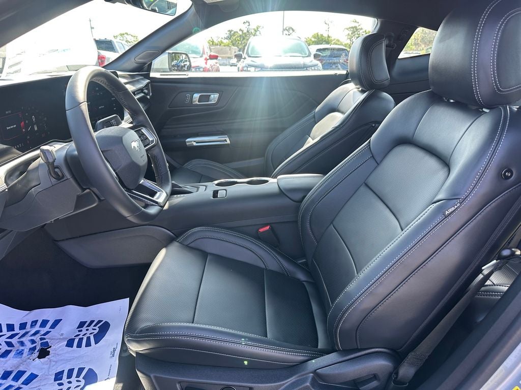 2025 Ford Mustang EcoBoost Premium