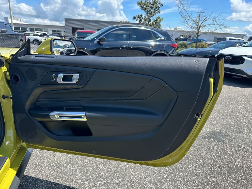 2025 Ford Mustang EcoBoost Premium