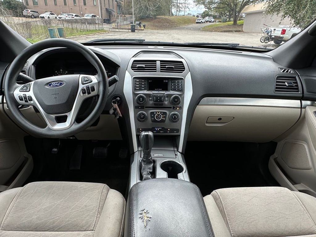 2015 Ford Explorer Base