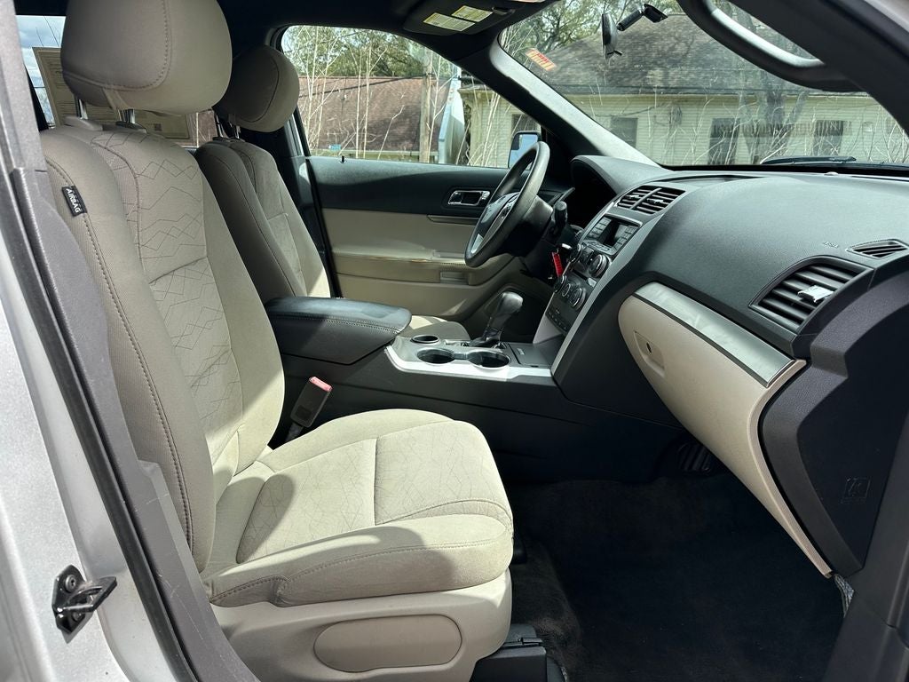 2015 Ford Explorer Base