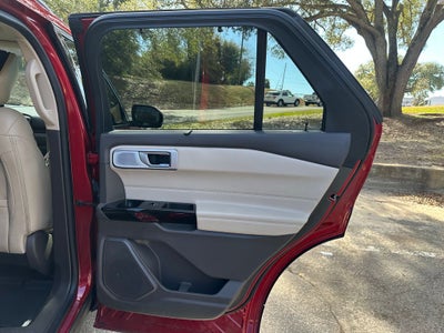 2023 Ford Explorer Platinum