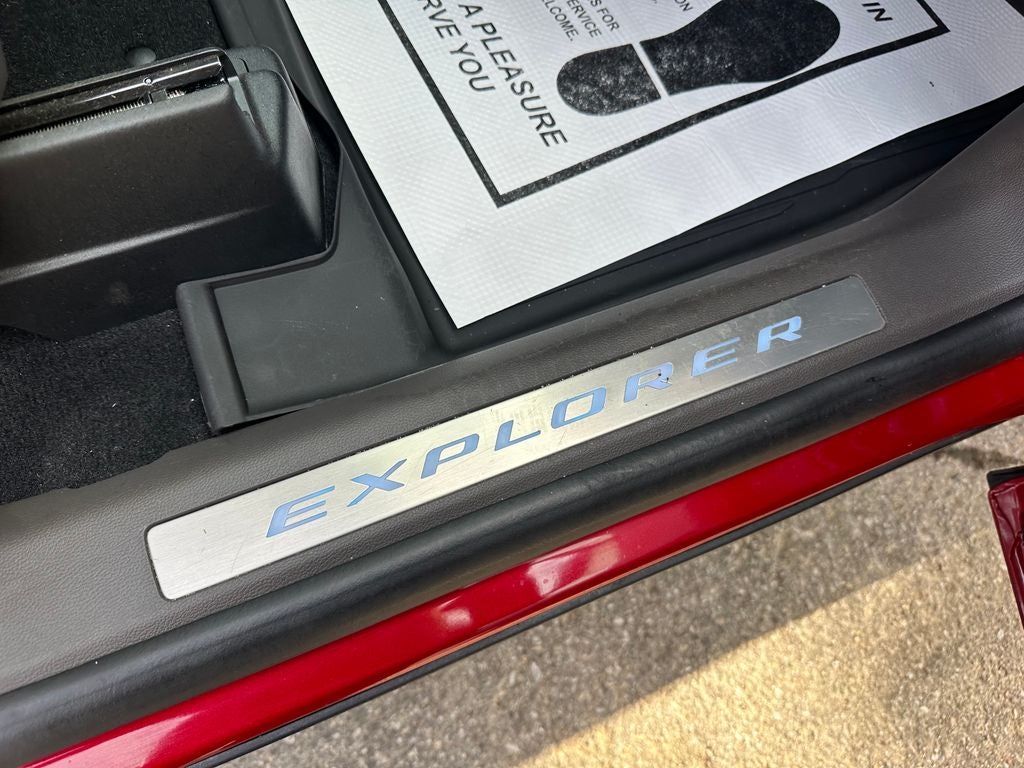 2023 Ford Explorer Platinum