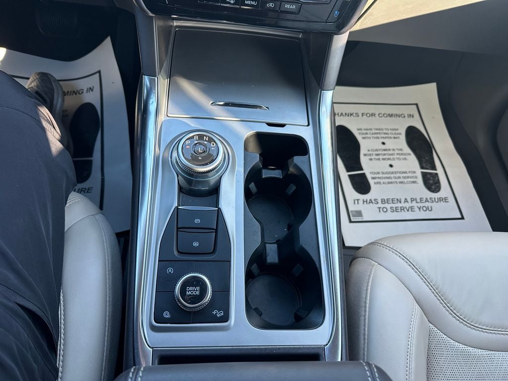 2023 Ford Explorer Platinum