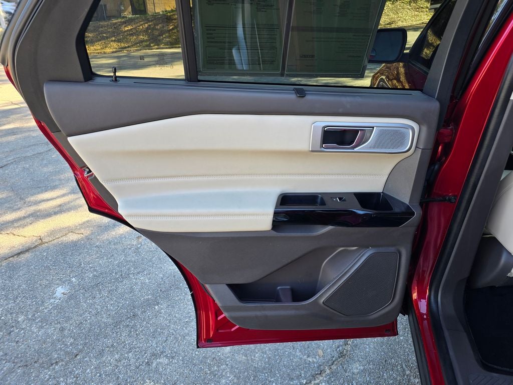 2022 Ford Explorer Platinum