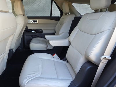 2022 Ford Explorer Platinum