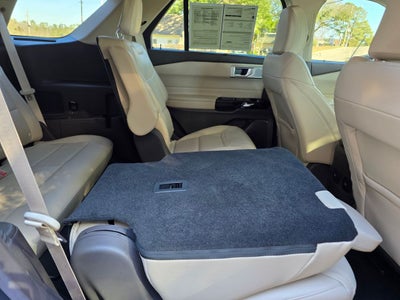 2022 Ford Explorer Platinum