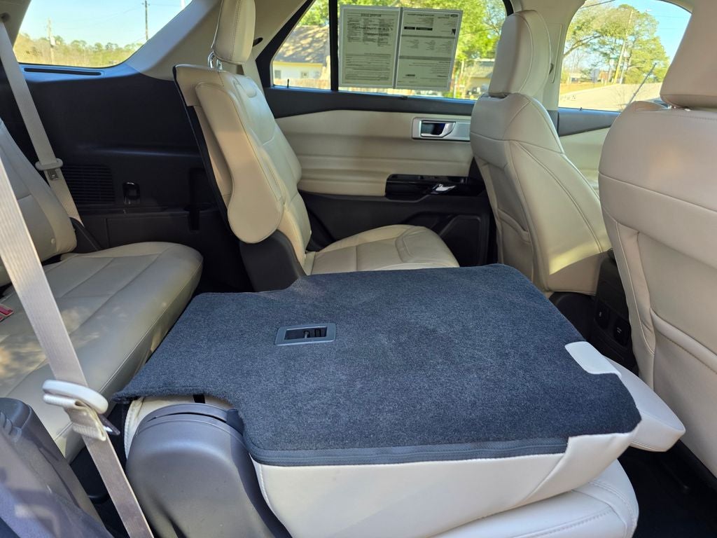 2022 Ford Explorer Platinum