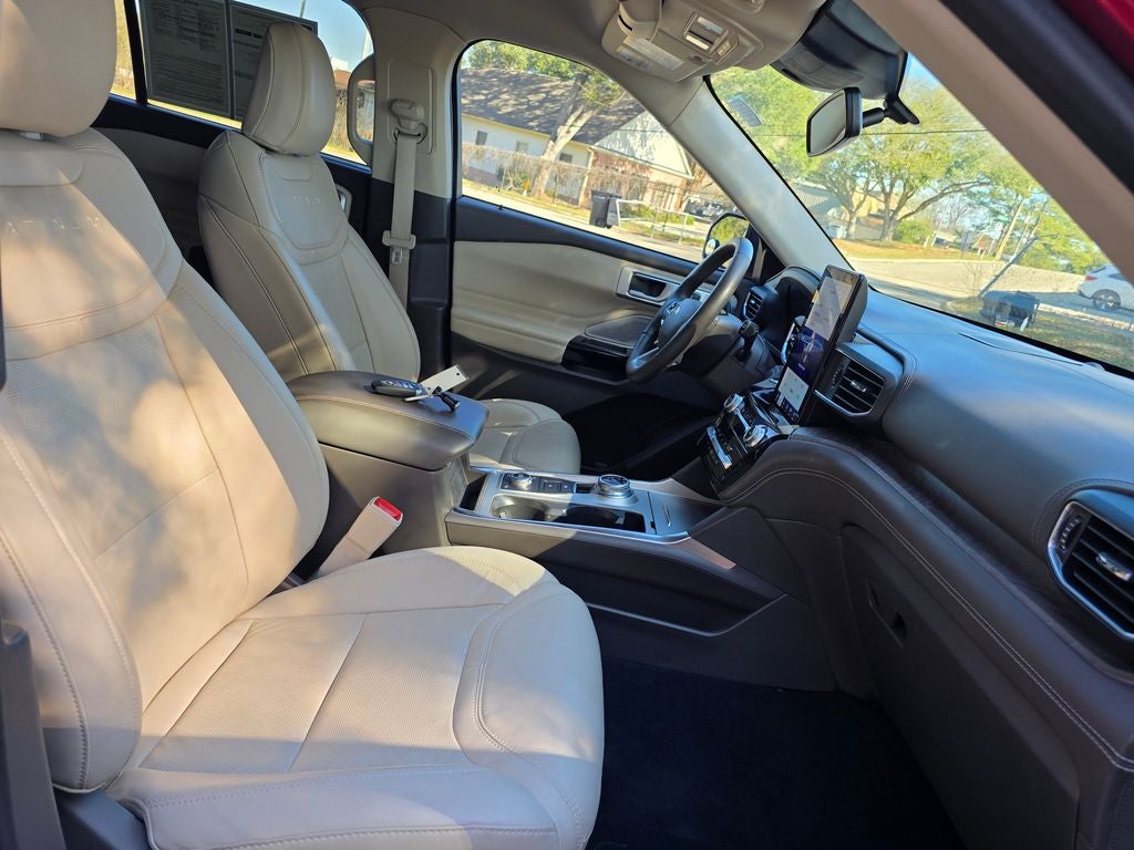 2022 Ford Explorer Platinum