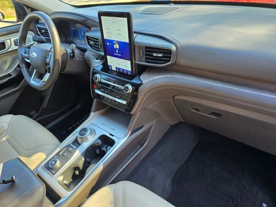 2022 Ford Explorer Platinum