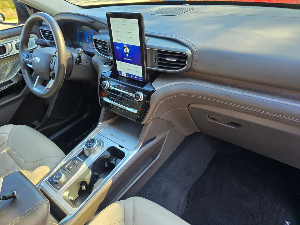 2022 Ford Explorer Platinum