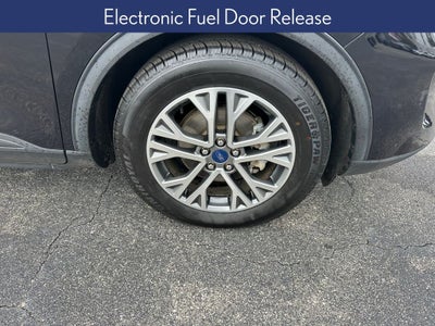 2021 Ford Escape SEL