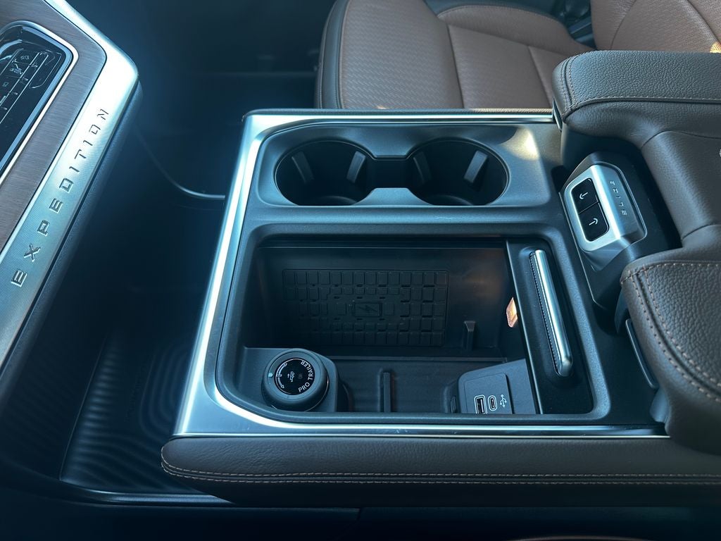 2025 Ford Expedition King Ranch