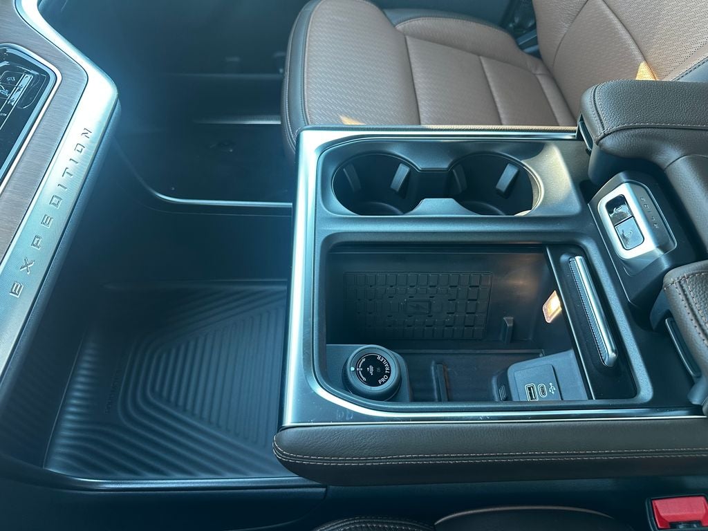 2025 Ford Expedition King Ranch