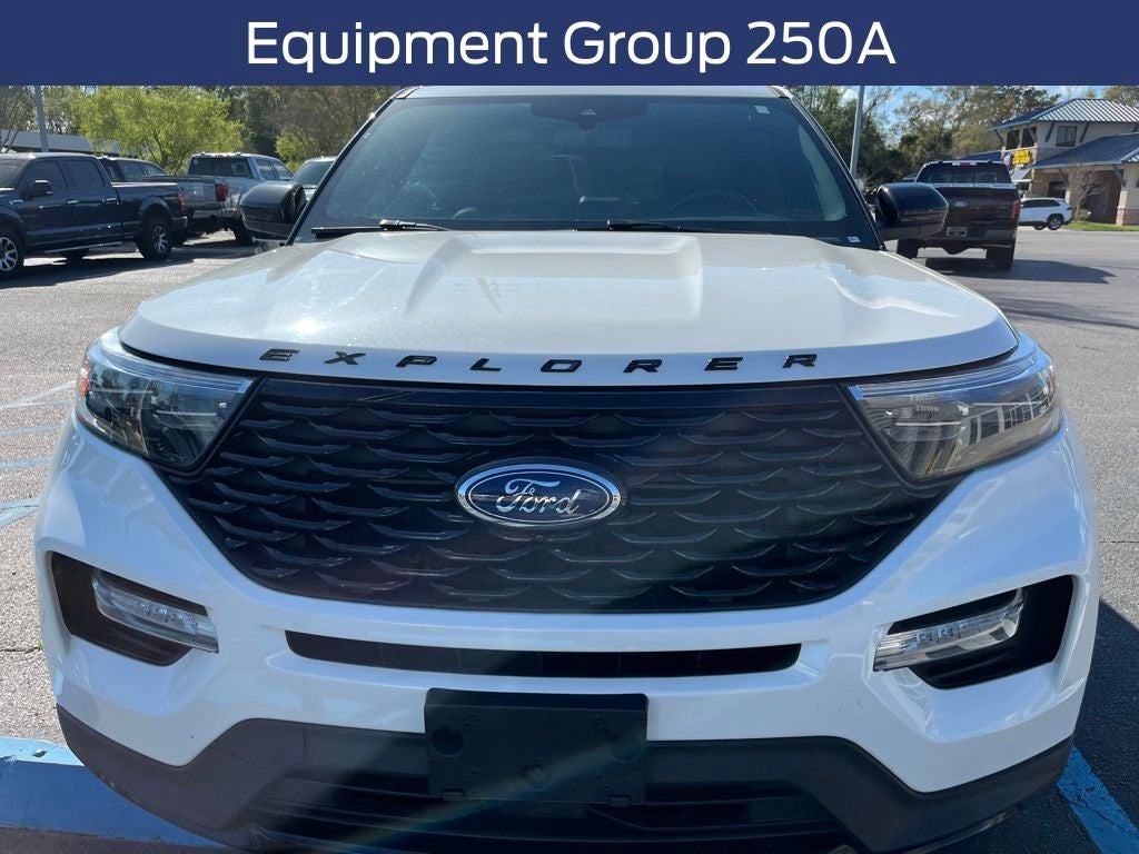 2023 Ford Explorer ST-Line
