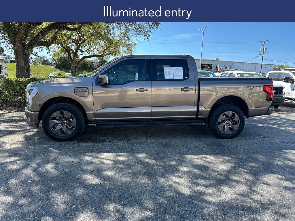 2023 Ford F-150 Lightning Lariat DUAL EMOTOR-EXTND RANGE BAT