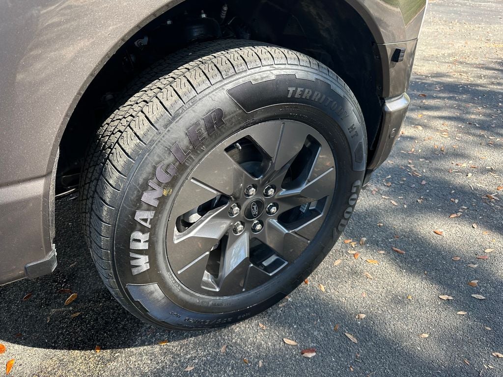 2023 Ford F-150 Lightning Lariat DUAL EMOTOR-EXTND RANGE BAT