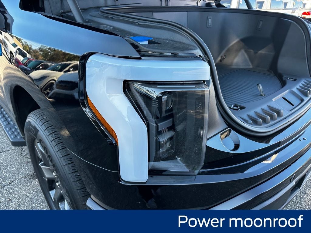 2025 Ford F-150 Lightning Lariat