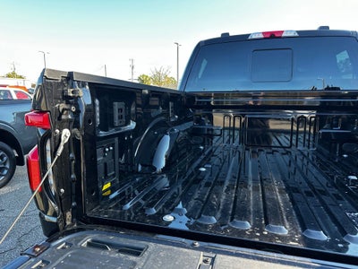 2025 Ford F-150 Lightning Lariat