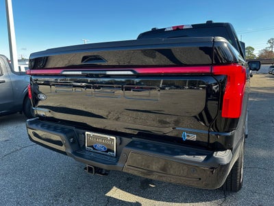 2025 Ford F-150 Lightning Lariat