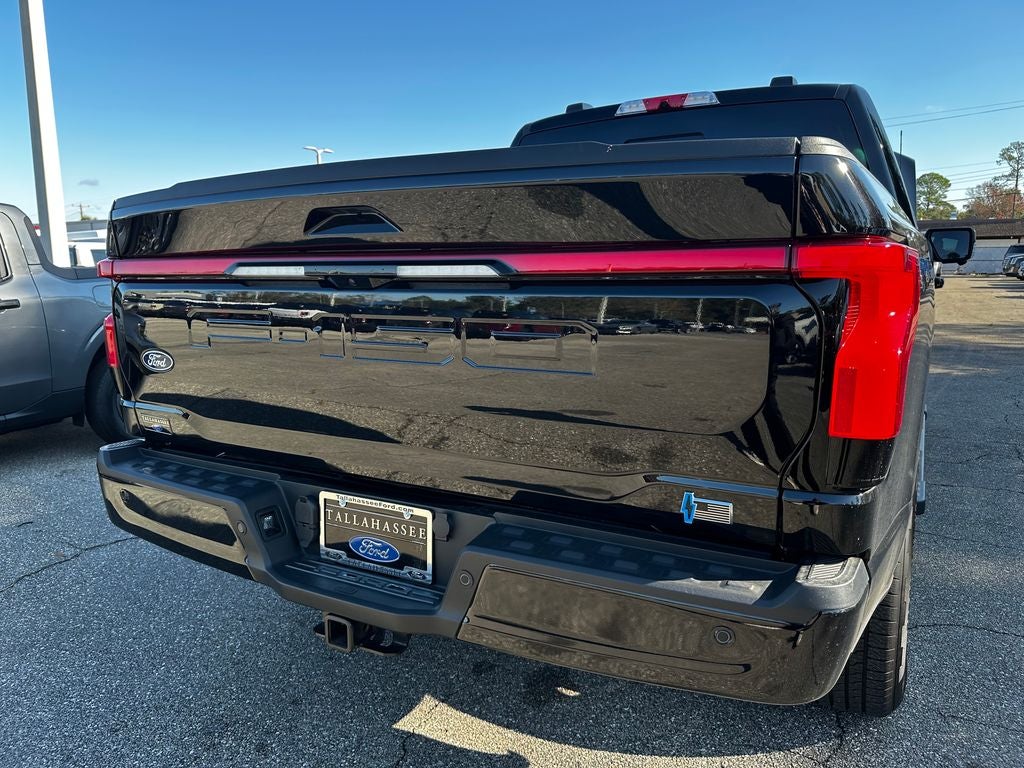2025 Ford F-150 Lightning Lariat