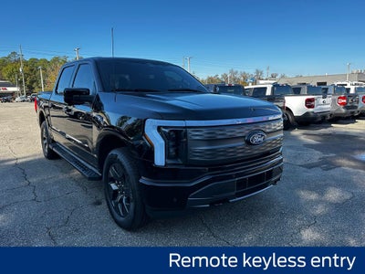 2025 Ford F-150 Lightning Lariat