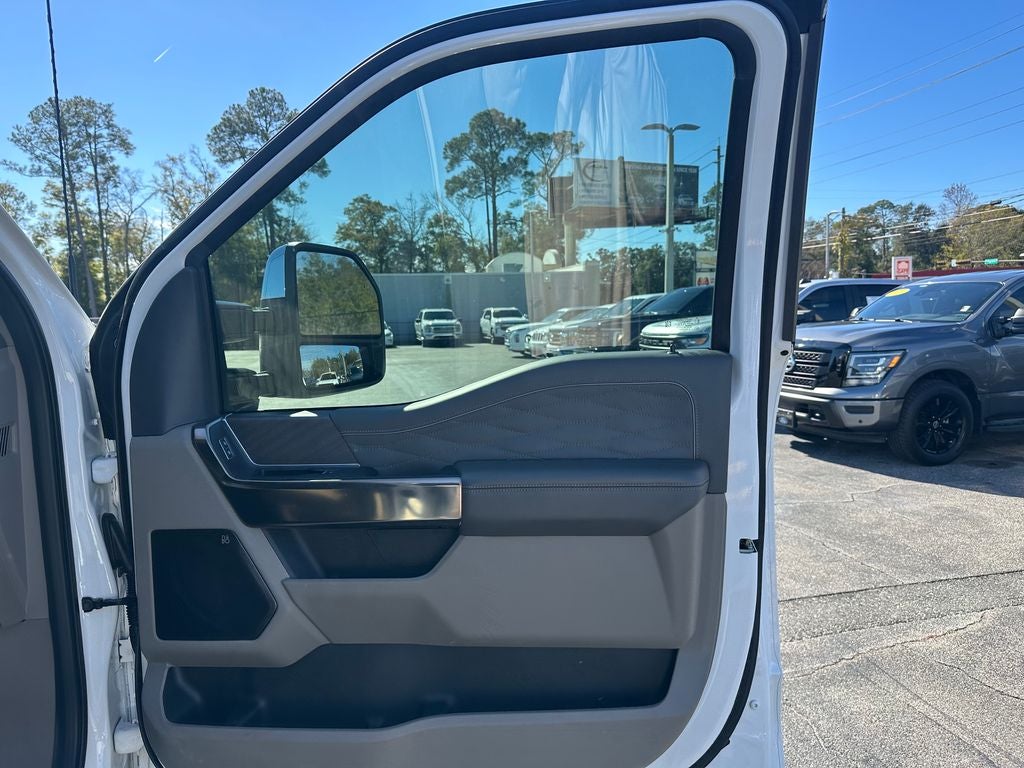 2025 Ford F-250SD Platinum