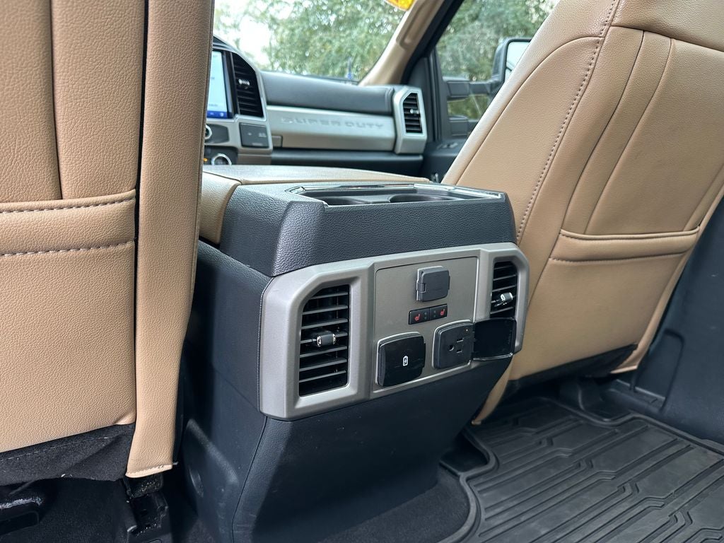 2022 Ford F-250SD Lariat