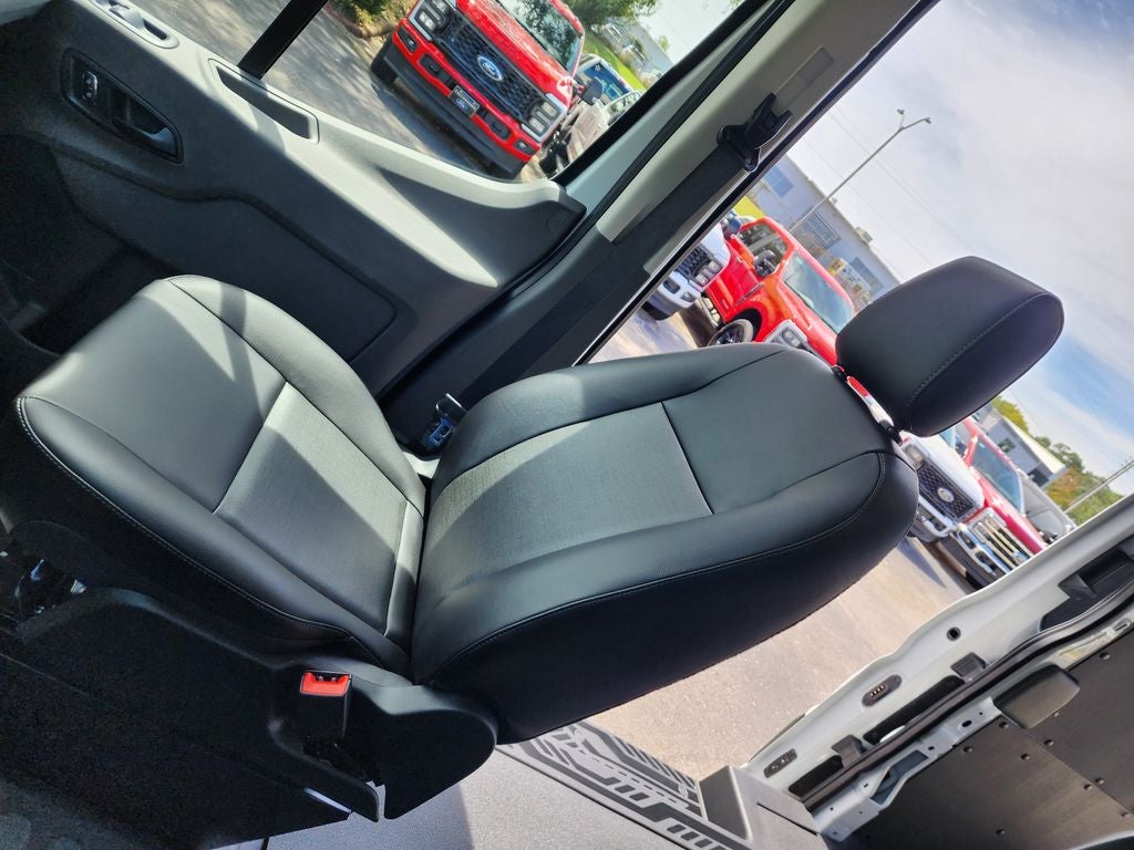 2025 Ford Transit-250 Base