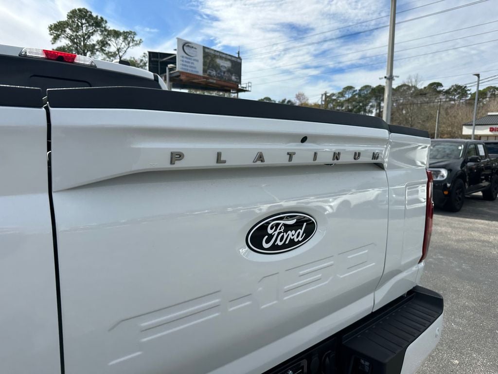 2025 Ford F-150 Platinum