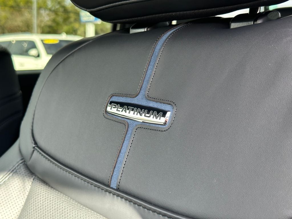 2025 Ford F-150 Platinum