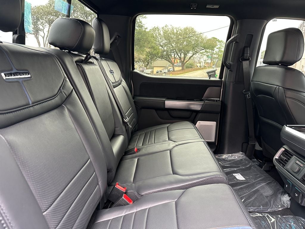 2025 Ford F-150 Platinum