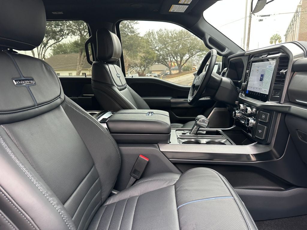 2025 Ford F-150 Platinum
