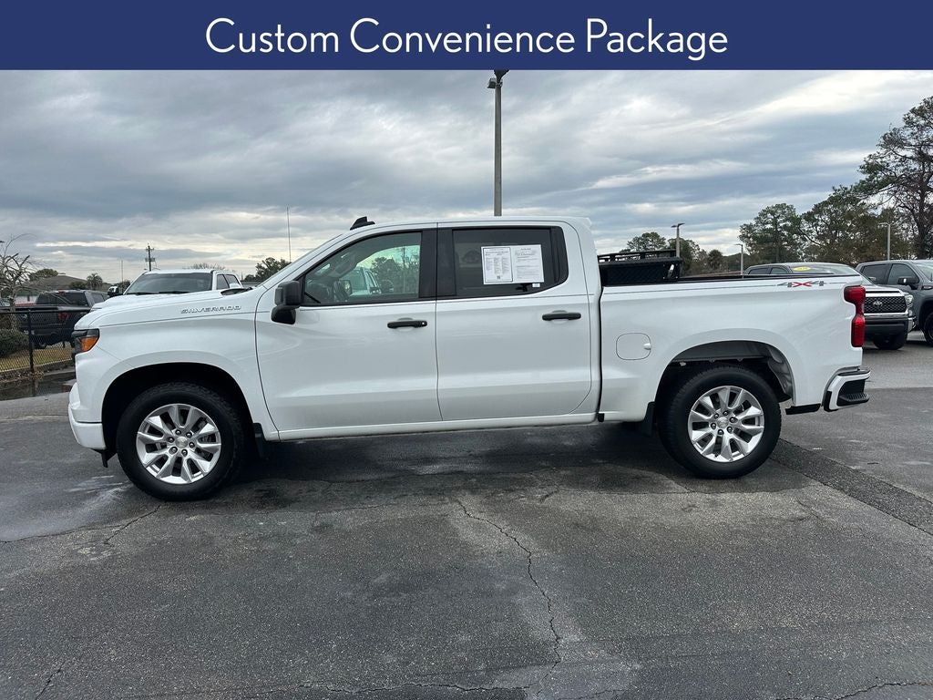2022 Chevrolet Silverado 1500 Custom