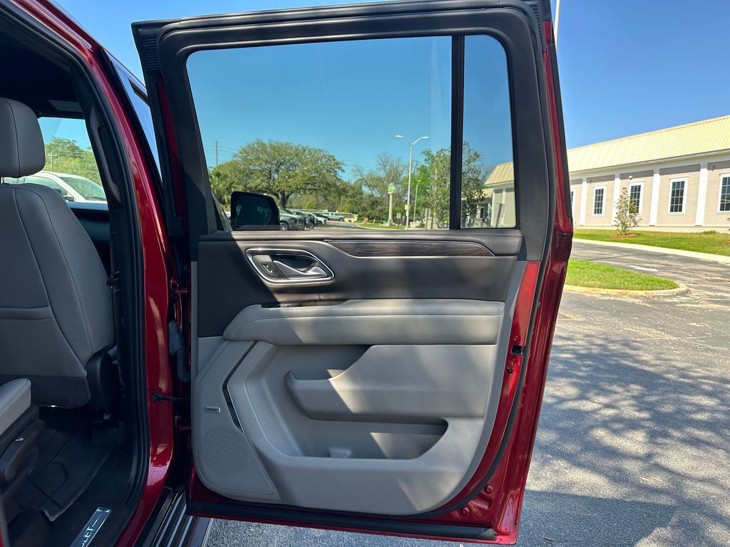 2022 Chevrolet Suburban LT