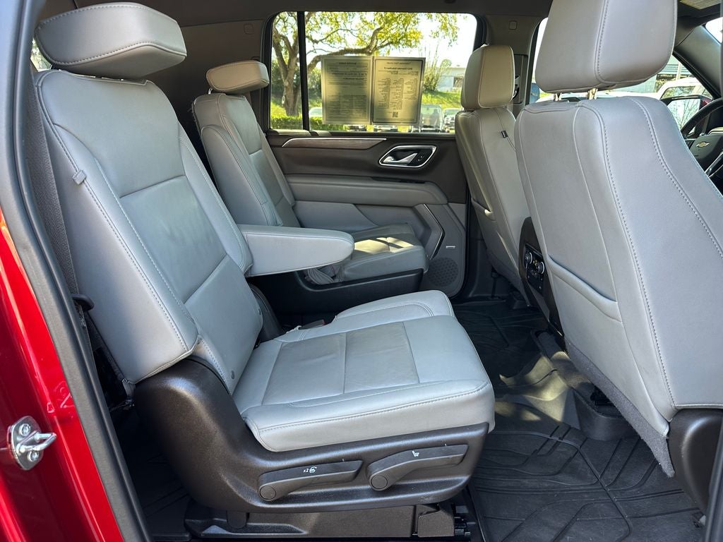 2022 Chevrolet Suburban LT