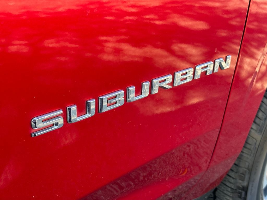 2022 Chevrolet Suburban LT