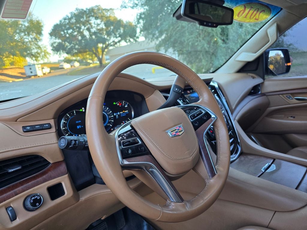 2016 Cadillac Escalade Platinum Edition