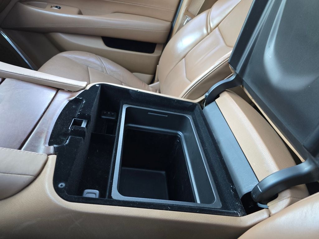 2016 Cadillac Escalade Platinum Edition